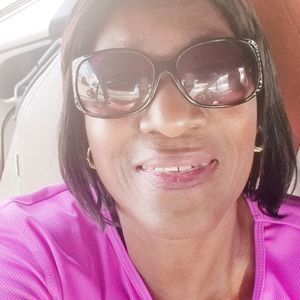 Meet your Posher, Yvonne